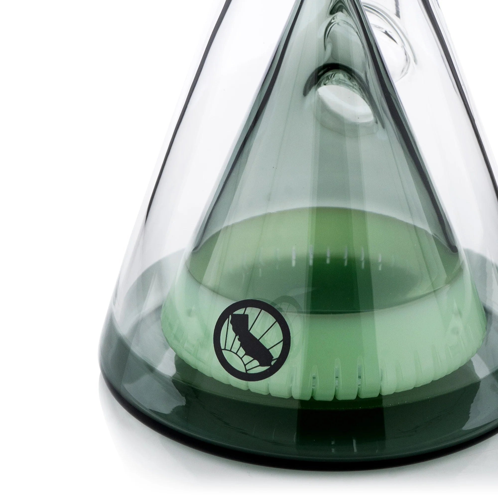 Mav 18" Manhattan Pyramid Beaker Transparent Black and Sea Foam